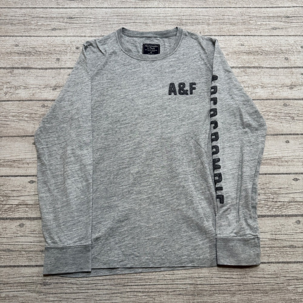 Abercrombie & Fitch Shirt Men's XS Gray Sleeve Logo Long Sleeve Athletic Varsity